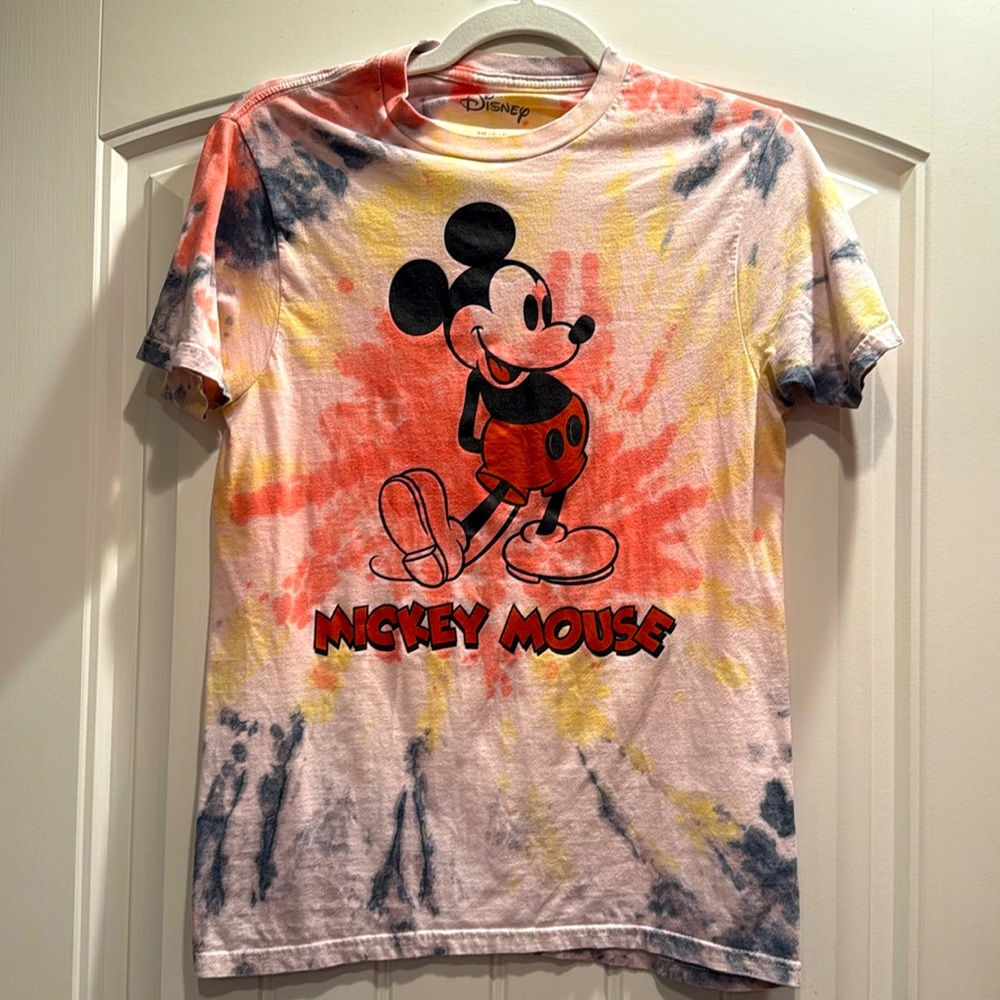 🔥 Custom Tie-Dye Mickey Mouse T-Shirt – Rare Reverse Disney Streetwear Vibes 🔥